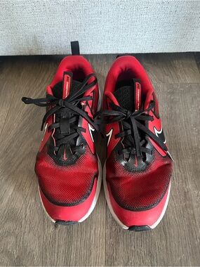 Nike Cosmic Runner Youth Red and Black Athletic Running Shoes